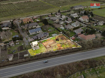 Prodej pozemku k bydlení, 1618 m², Mělník