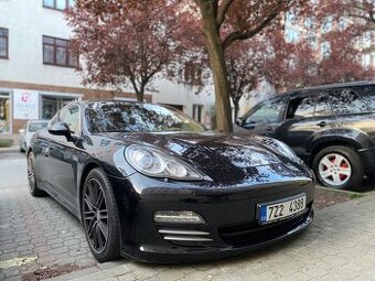 Porsche Panamera 4S, 2010