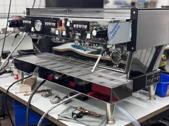 Kávovar La Marzocco Linea Classic 3AV - po renovaci