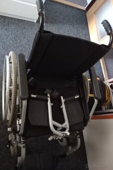 Mechanicky invalidní vozík - 1