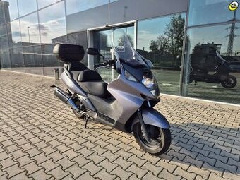 Honda Silver Wing 400 - 1