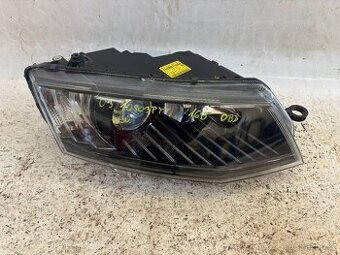 Přední pravý xenon Škoda Octavia 3 (016 B)