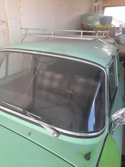 Skoda 100