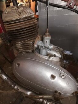 Motor Jawa 250 353