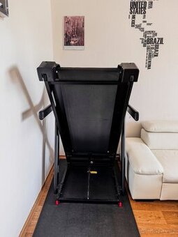 Běžecký pás Domyos T900B