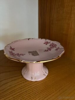 Růžový porcelán