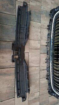 Škoda Kodiaq facelift horní kryt masky 565 853 991.