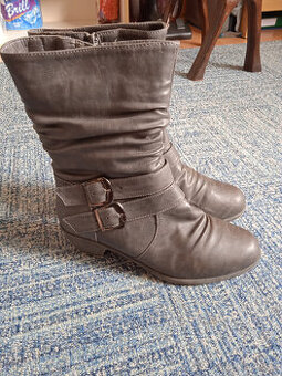 Dámské kozačky vel.38