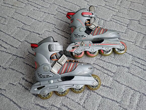 Kolečkové brusle vel. 32