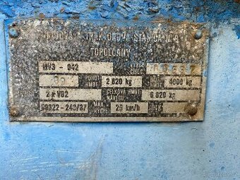 MV3-042 sběrací vůz