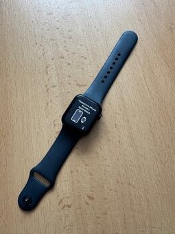 Apple Watch SE 2 - jako nové