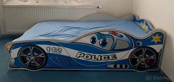 Dětská postel auto