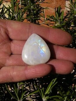 Náhrdelník Měsíční kámen