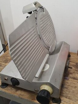 profi gastro nářezák nářezový stroj