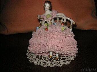 Porcelánová figura