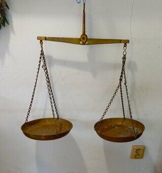 Závěsné váhy mosaz a měď