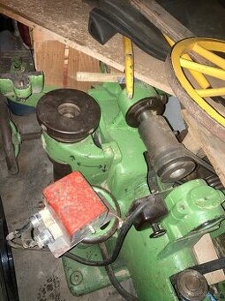 Prodám - kombinovaná kotoučová pila se spodní frézkou