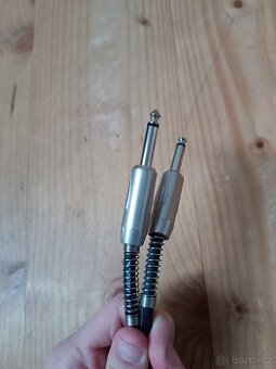 Basové kombo Vox V9106 Pathfinder 10-Watt Combo Guitar Ampli