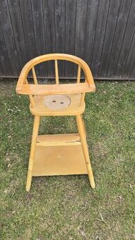 Dětská dřevěná jídelní židlička se stolkem (2v1)