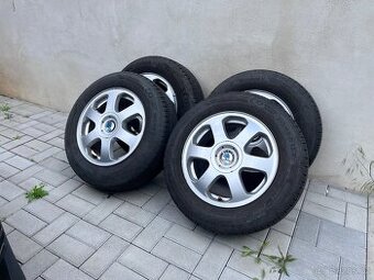 ŠKODA OCTAVIA 5x100 195/65 R15“ letni pneu vzorek cca 6,5mm