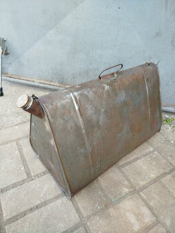 starý německý kanystr