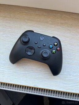 Xbox Series S/X Controller černý
