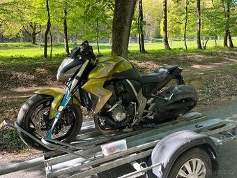 Honda cb1000r