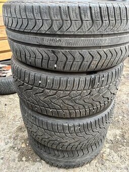Celoroční pneu - 225/40/r18 - 1