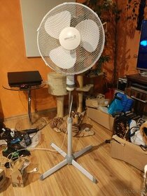 Stojanový ventilátor