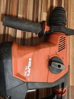 Bourací kladivo Hilti