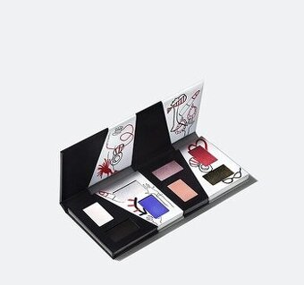 Paleta očních stínů Mac Disney Cruella: Cruella To Be Kind