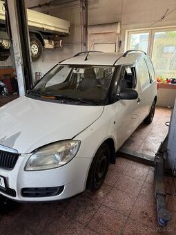 Škoda praktik 1.2 náhradní díly , motor- rozvody Ko