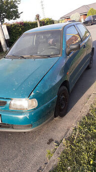 prodám auto Seat bourané