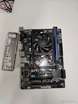 Základní deska Gigabyte F2A85XM-HD3 s CPU
