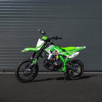 Pitbike Leramotors Thunder 125, poloautomat, zelena