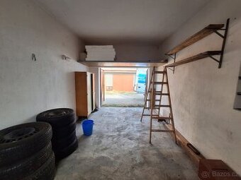 Pronájem garáže 20m2 220/380v
