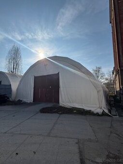 Pronájem skladu/haly 351 m2 v centru Pardubic