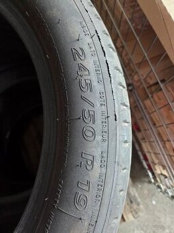 Prodám letní pneumatiky Michelin 245/50 R19