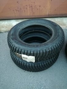 Goodyear zimní pneu 165/70/13 - 2 ks - Nové