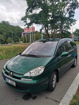Peugeot 807