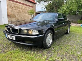 BMW 728i E38