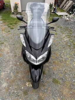 Yamaha Majesty 400 CZ původ