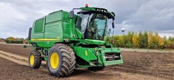 Sklízecí mlátička John Deere T660 HM – perfektní stav