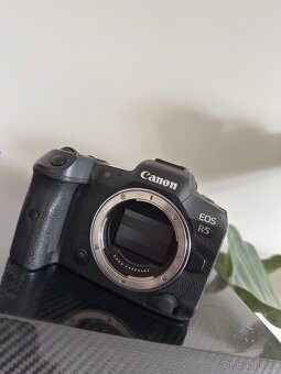Canon R5