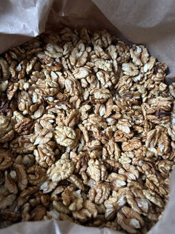 Prodám vyloupané vlašské ořechy, letošní