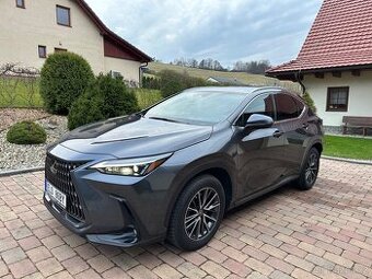 LEXUS NX 450h+ Executive (zár.10 let na plug-in)