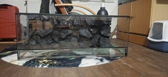 Terárium 100x48x48 s vyhříváním. - 1