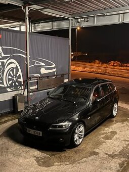 BMW e91 330i top výbava