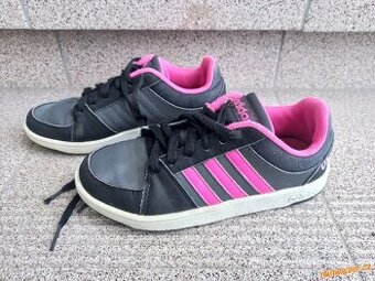 Tenisky ADIDAS originál vel. 33 (stélka 21,5 cm)