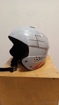 Lyžařská helma s brýlemi, velikost M